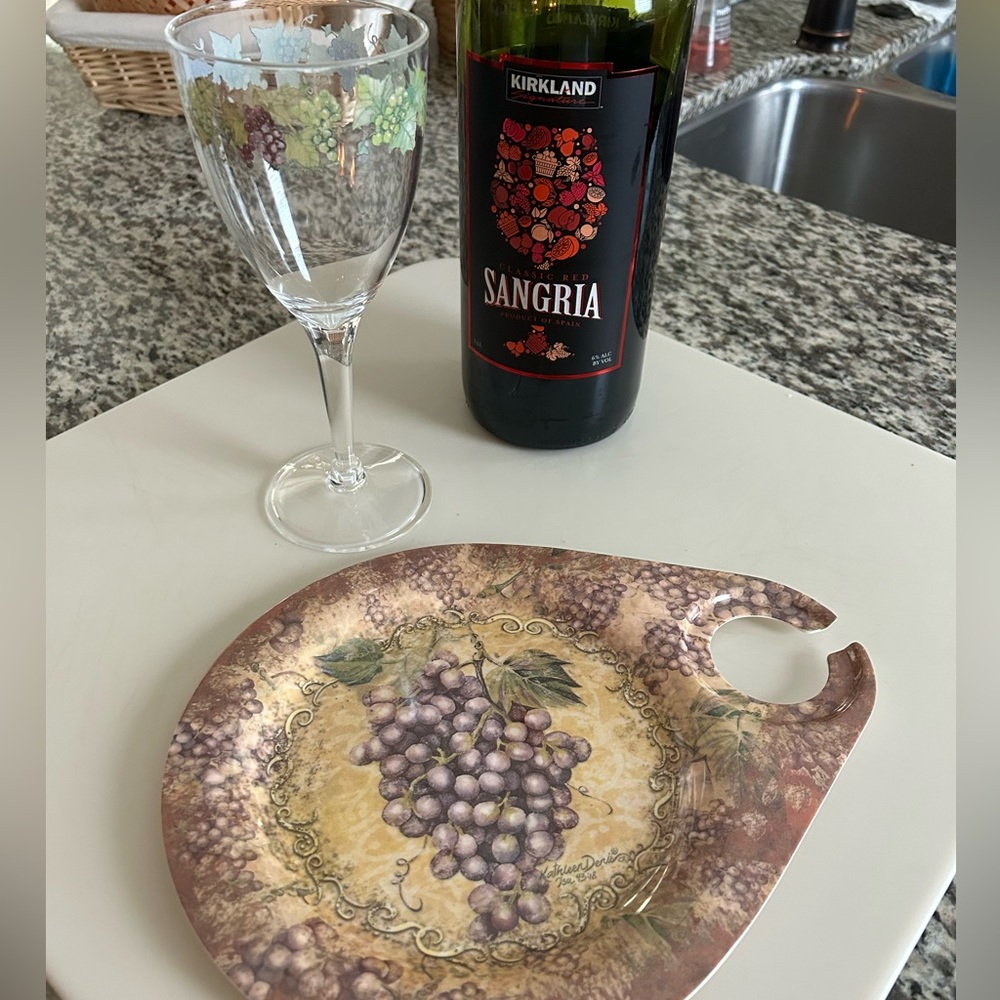 acrylic wine glasses & melamine hors d’oeuvres plates set by Keller Charles